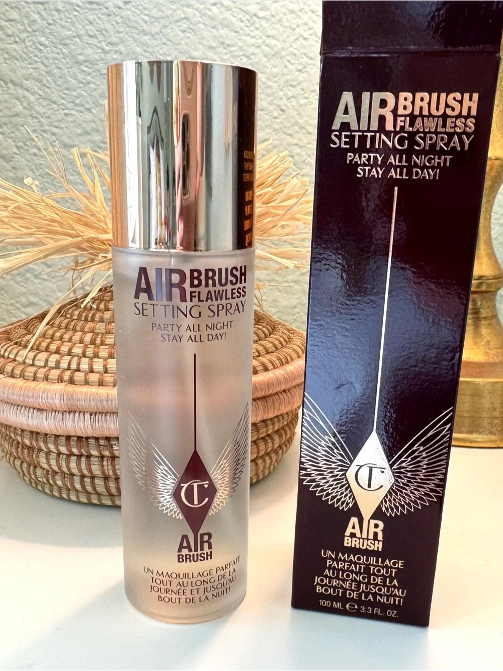 NWT Charlotte Tilbury Airbrush Flawless Hydrating & Waterproof Setting Spray